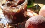 Confiture de pêches jaunes, entre tajines, pastillas et pâtisseries orientales.