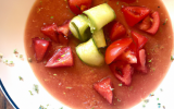 Gaspacho fraise melon tomate à l'ail