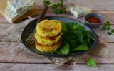 Galette de polenta à la fourme d'Ambert et au speck