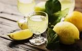 Véritable limoncello (recette de ma grand mère italienne bien entendu ! )