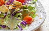 5 trucs qui croquent à rajouter dans une simple salade verte