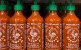 Cette sauce piquante dont tout le monde raffole pourrait être victime d’une nouvelle pénurie