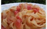 Tagliatelles aux tomates et au chèvre