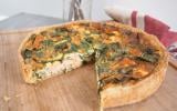 Quiche aux herbes fraiches, saumon et moutarde