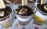 Le gloubiboulga : yaourt nature, chocolat et banane