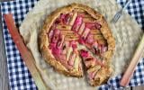 Tarte rustique à la rhubarbe