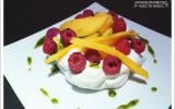 Pavlova mangue, framboises et huile de basilic !