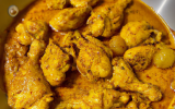 Blancs de poulet au curry rouge