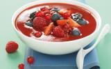 Gaspacho de fraises aux fruits rouges