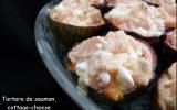 Tartare de saumon, cottage cheese et fruits de la passion