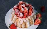 “Testée et approuvée, un vrai délice” : notre recette de charlotte aux fraises notée 4.7/5 sur 750g est un délice de saison facile à faire !