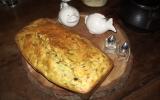 Cake aux oignons, ricotta et aux herbes