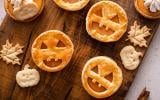 Comment faire des mini tourtes à la citrouille Jack o’lantern pour un apéritif d’Halloween ?