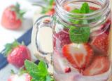 Detox water à la fraise