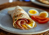 Wrap jambon, tomate et œuf