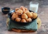 Besoin d’une recette rapide pour Mardi gras ? Ces beignets express au yaourt sont parfaits