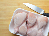 Vous avez retrouvé un vieux poulet au congélateur ? L'unique condition pour le consommer sans danger