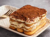 Bluffez vos invités avec ce magnifique tiramisu au café garanti sans excès de sucre