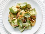 Nos 10 meilleures recettes de salades rafraîchissantes à faire avec du concombre