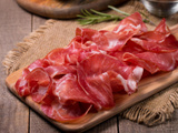 Attention : des lots de jambon sec supérieur de la marque U rappelés en urgence pour un contaminant chimique