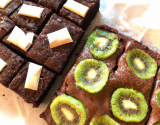 Brownie au chocolat et au kiwi