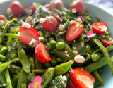 Salade de mange-tout aux fraises