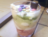 Verrine kiwi-banane-fraise