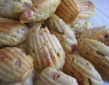 Petites madeleines salées jambon-pistache