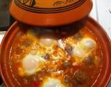 Tajine de kefta aux œufs traditionnel