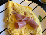 Omelette à la crème de gruyère et au jambon