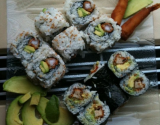 Maki californien au tempura de crevette et avocat