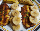 Escalopes de poulet aux bananes plantain