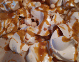 Glace meringuée au caramel