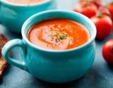 Soupe de tomates express avec des tomates pelées