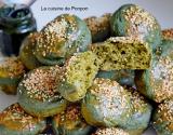 Petits pains au pesto de pissenlit et spiruline