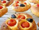 Mini pizza aux tomates cerises