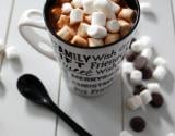 Chocolat chaud aux mini chamallows