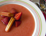 Soupe de rhubarbe vanillée aux fraises et spéculoos