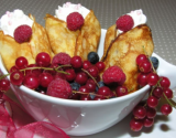 Crêpes aux fruits rouges et à la chantilly