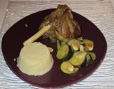 Souris d'agneau aux courgettes et aux amandes