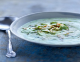 Velouté de concombre à la menthe et au coriandre