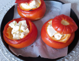 Petits feuilletés ronds à la tomate et au chèvre