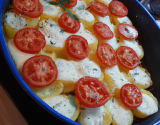 Gratin de pommes de terre, tomates à la mozzarella