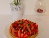 Tarte fraise rhubarbe amande de C. Heitlzer