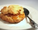 Scones la confiture d'abricots