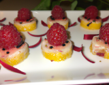 Canapé de surumi aux framboises