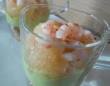 Verrine crème d'avocat, pamplemousse et crevettes