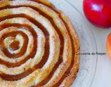 Gâteau moelleux aux pommes flambées