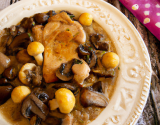 Chapon aux marrons et aux champignons