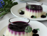 Panna-cotta au coulis de myrtille